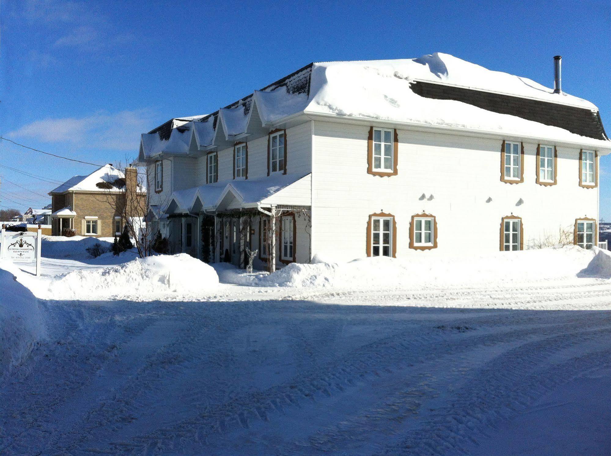 Gite Le Royal Champetre B&B Boischatel Exterior photo
